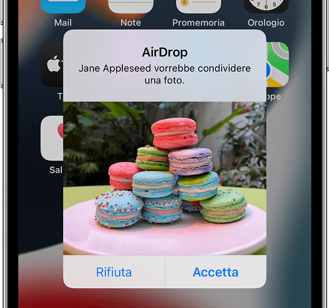 Apple AirDrop - The Easy Way to Share Files Between Apple Devices