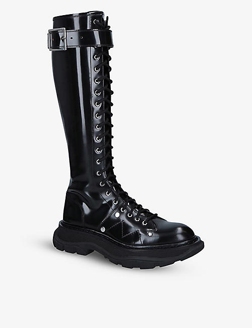 What Types of Designer Boots Are Trendy This Fall?